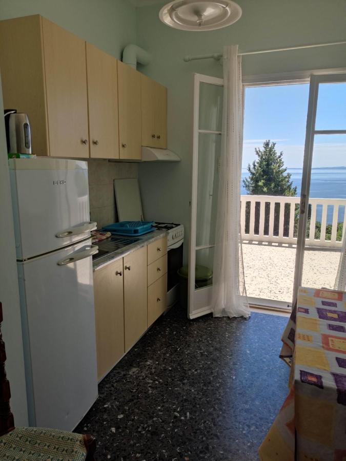 Apostolos & Eleni Family Apartments Perama  Bagian luar foto