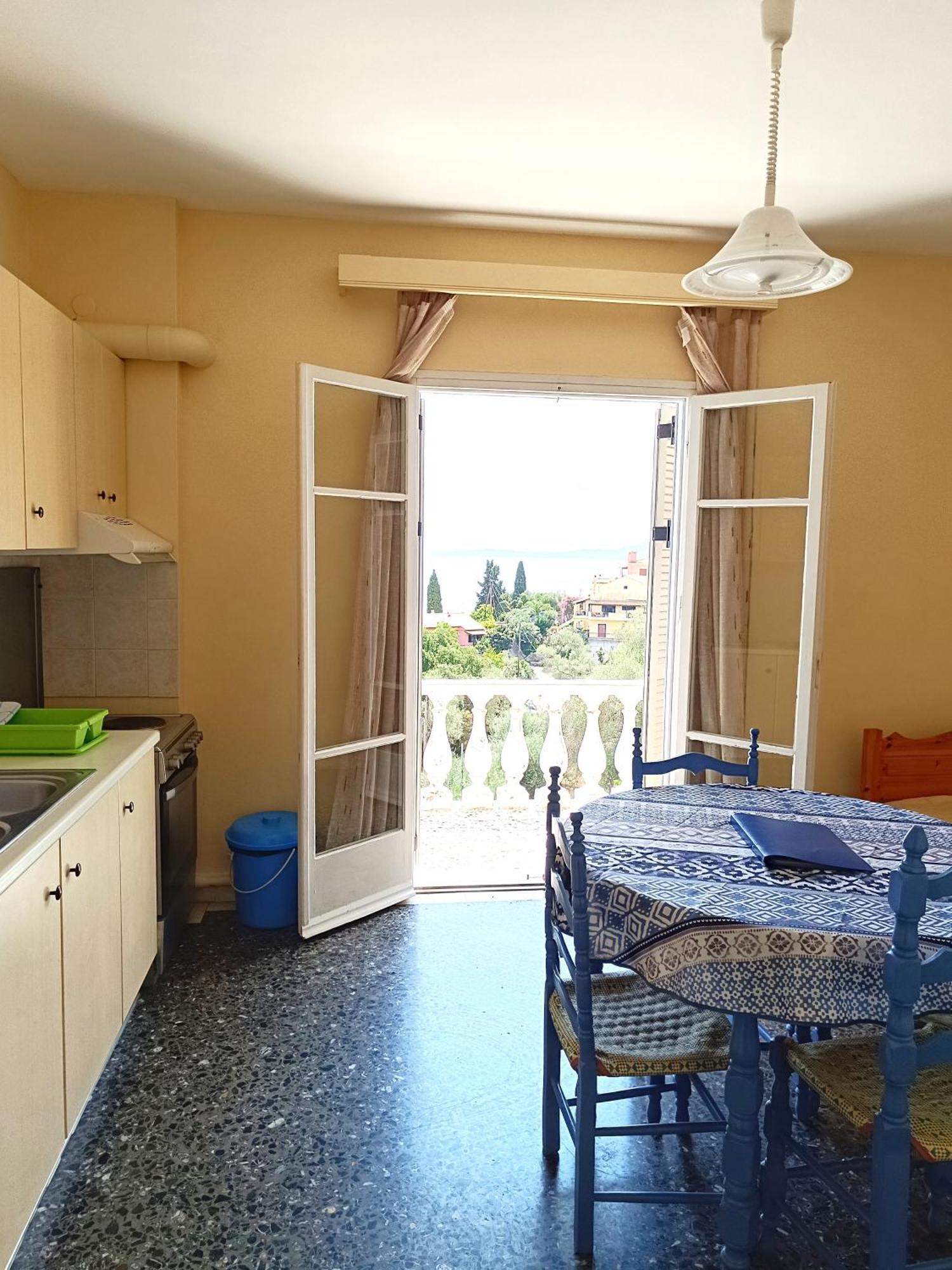 Apostolos & Eleni Family Apartments Perama  Bagian luar foto