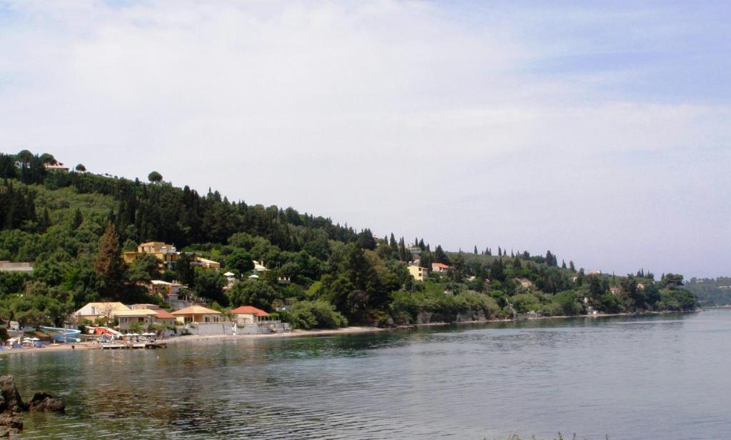 Apostolos & Eleni Family Apartments Perama  Bagian luar foto