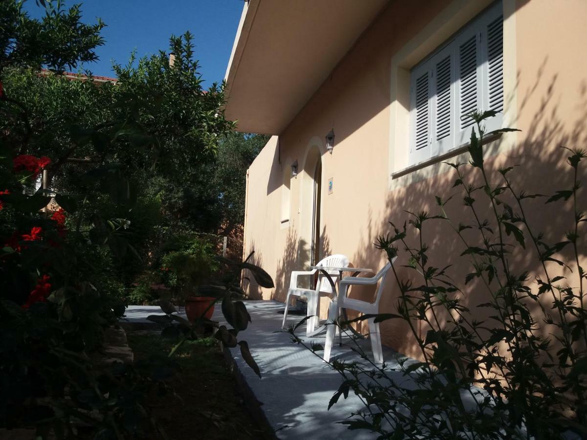 Apostolos & Eleni Family Apartments Perama  Bagian luar foto